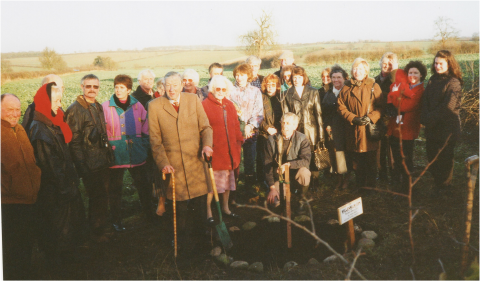 group photo at treee planting